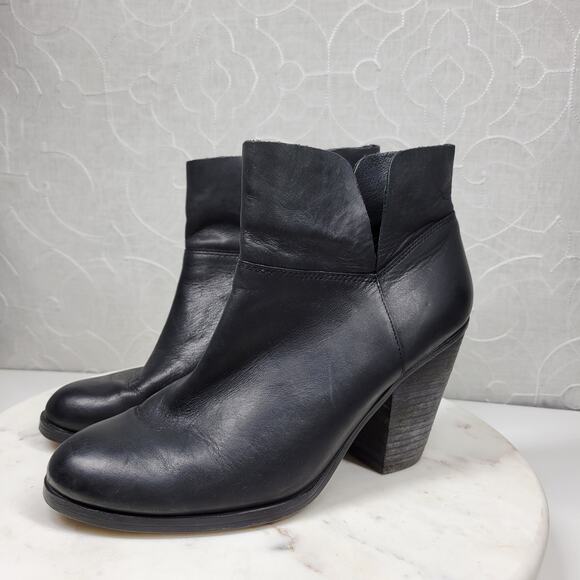 Vince‎ Camuto Helyn Ankle Boots Womens 8.5 Black Soft Leather Pull On Block Heel - Picture 4 of 16